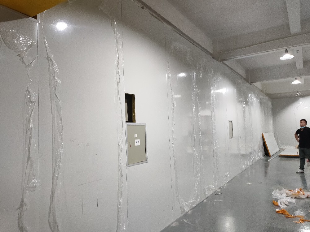 無(wú)塵車(chē)間的通風(fēng)系統(tǒng)設(shè)計(jì)