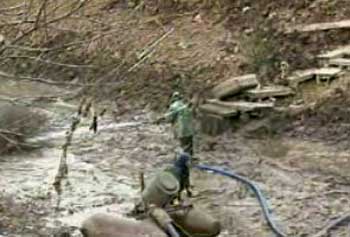 加大力度 加快進度 全面完成河道疏浚任務